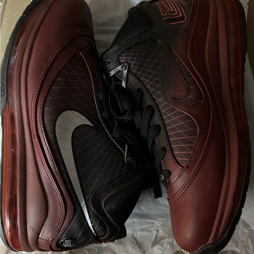 Nike Men’s Maroon and Black Air Max Athletic Shoes